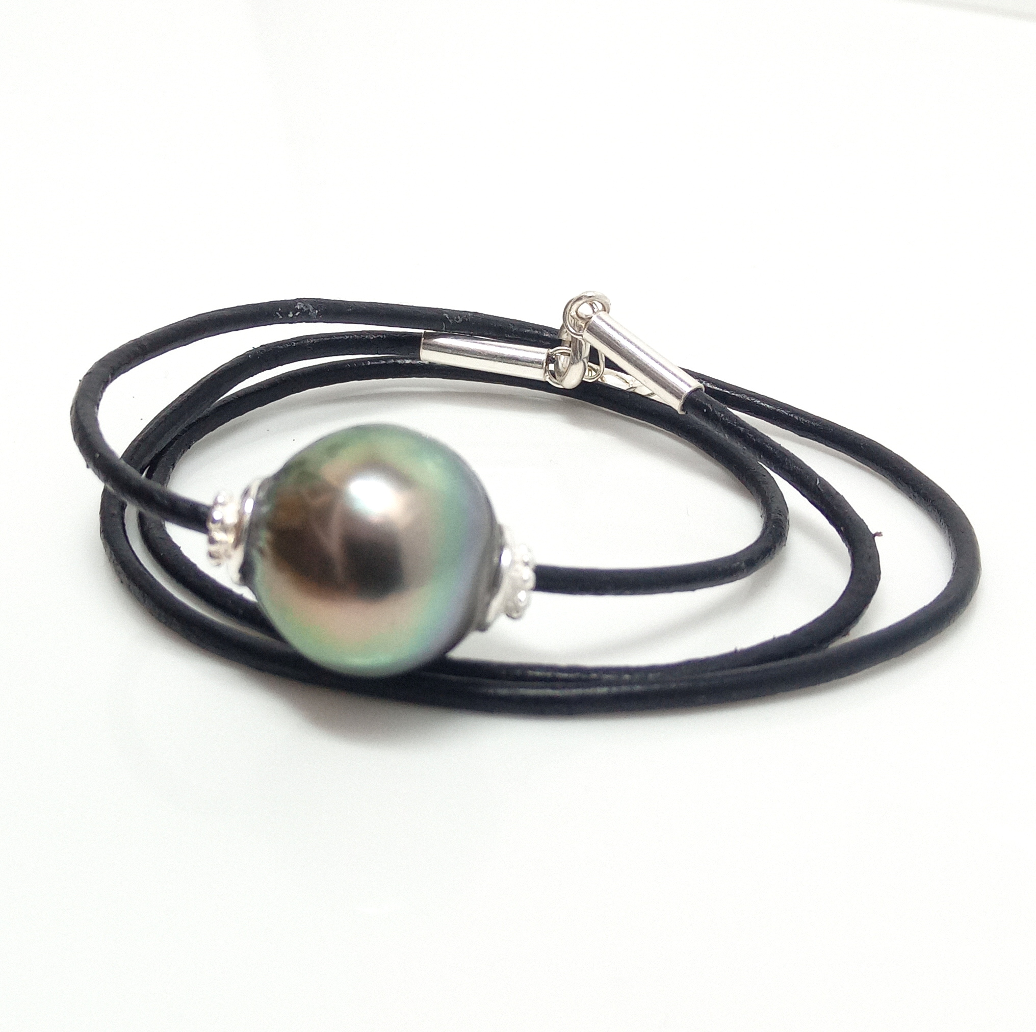 Peacock Green and Purple Roundish Tahitian Pearl